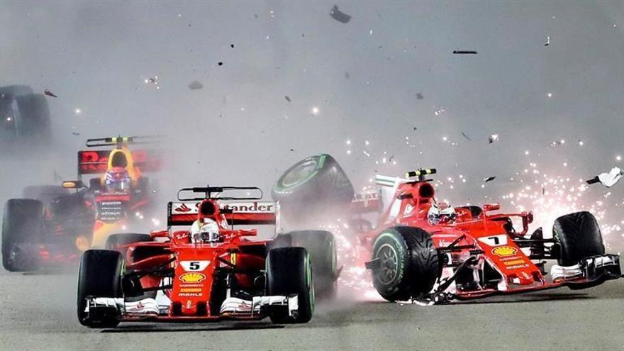 Hamilton gana en Singapur beneficiado por el accidente de Vettel