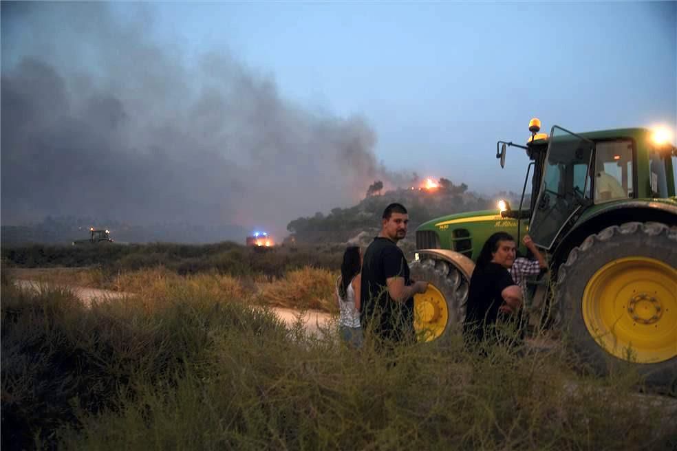 Impresionante incendio en la sierra de Alcubierre