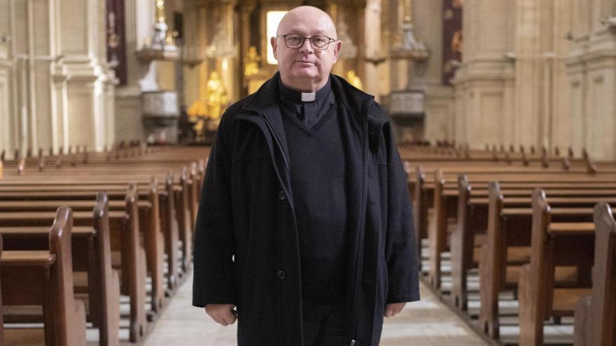 Entrevista con el nuevo abad de la Seu de Xàtiva, Víctor Camilo Bardisa