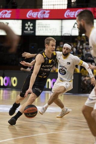 Partido de la Liga Endesa: Lenovo Tenerife - Monbus Obradoiro