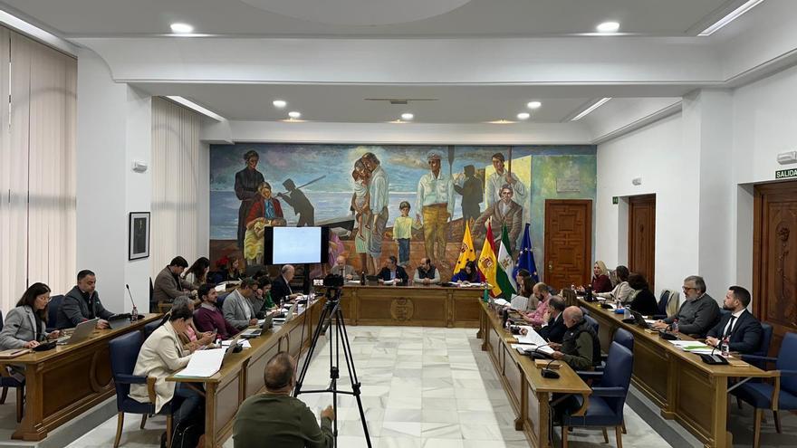 Sesión plenaria en el Ayuntamiento de Rincón de la Victoria