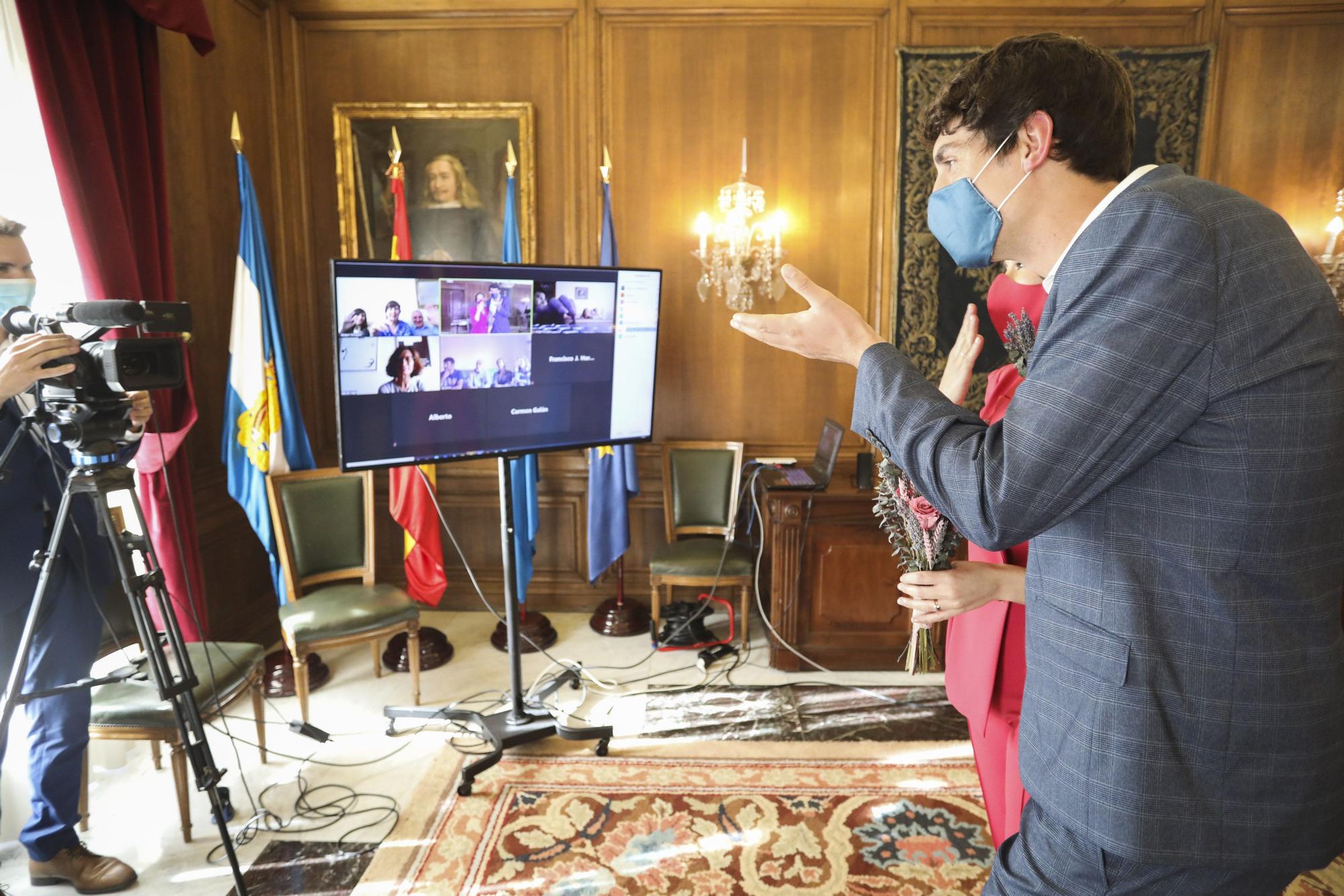 La boda que lucha contra el Covid en Avilés