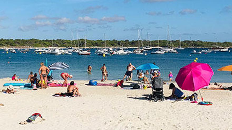 Wann dürfen Touristen und Residenten auf Mallorca endlich wieder zum Strand? Der Countdown läuft.