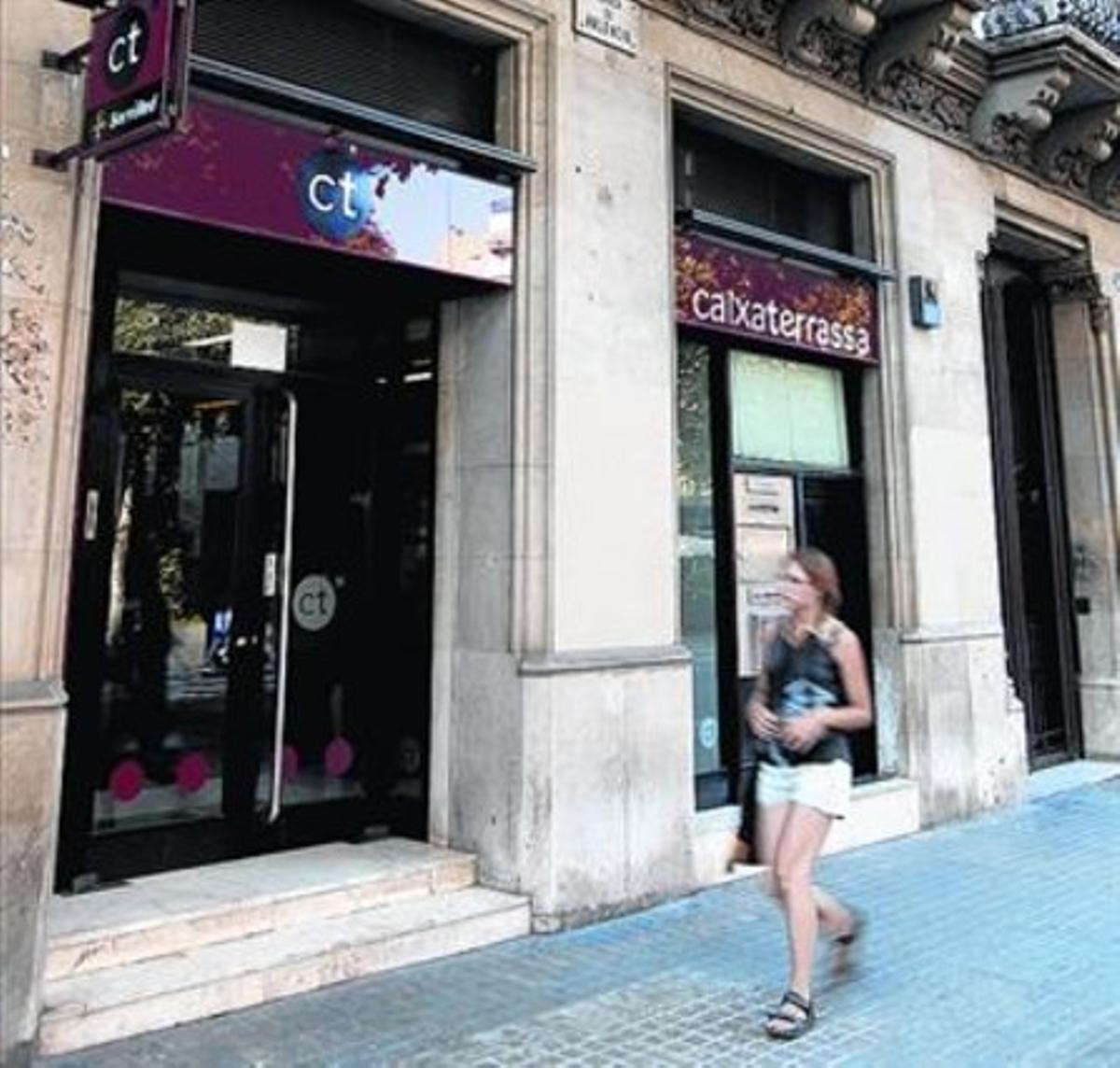Oficina de Caixa de Terrassa a Barcelona. Oficina de Caixa de Terrassa a Barcelona.
