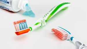 Manual, eléctrico, duro, blando ¿Qué cepillo de dientes debo elegir?