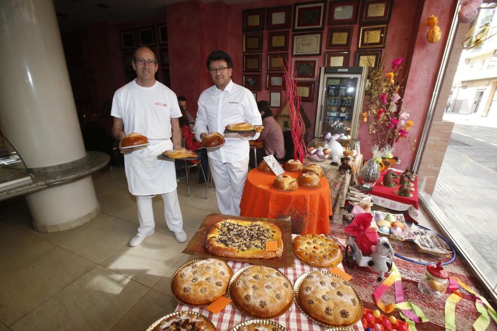 Cifre Creaciones Artesanas. Segundo premio de monas y segundo de panquemados.