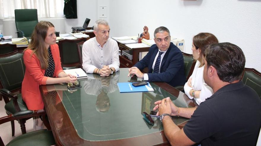 Reunión entre la Diputación y el Ayuntamiento.