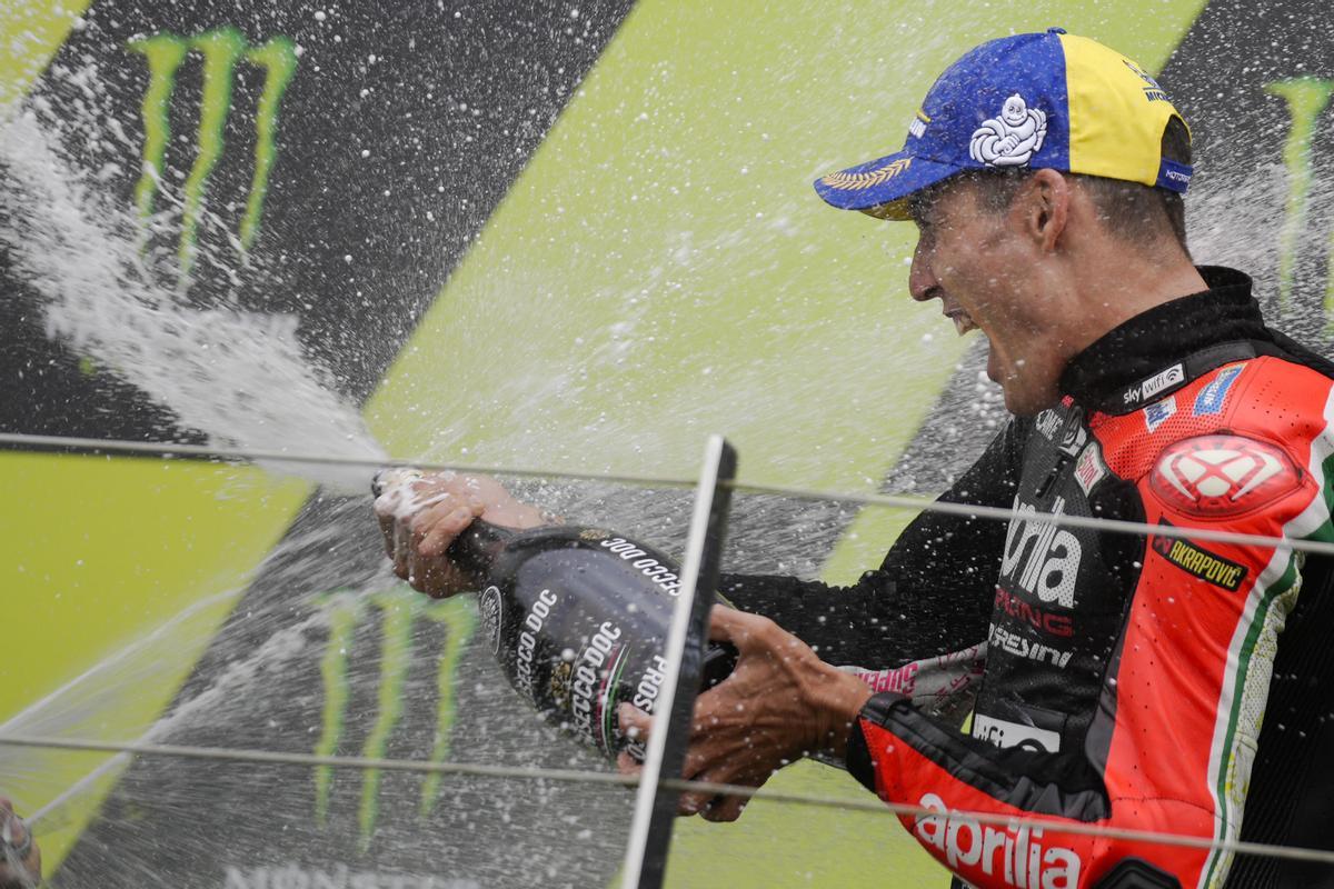 Exhibició de Quartararo i podi històric d’Aleix Espargaró