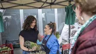 Ayuso viaja a Bruselas y se reunirá con el comisario de Agricultura mientras potencia su agenda para el campo