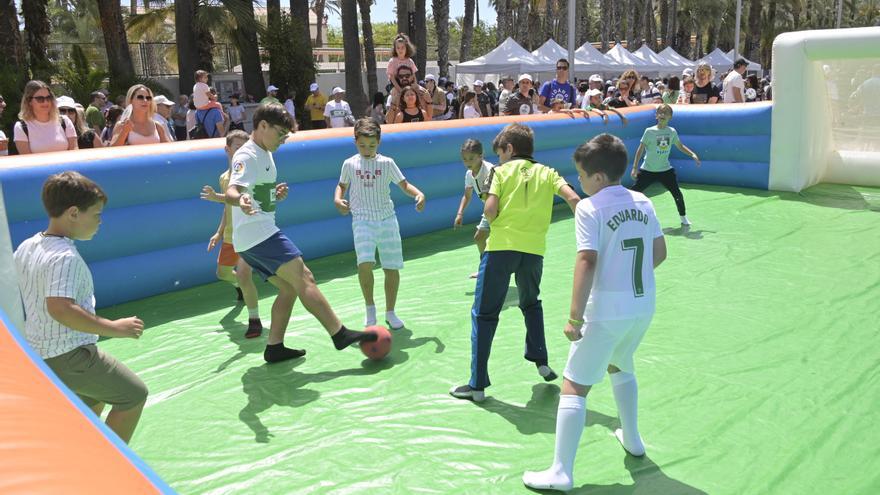 El Elche aplaza su &quot;fan zone&quot; de este sábado por el riesgo de tormenta