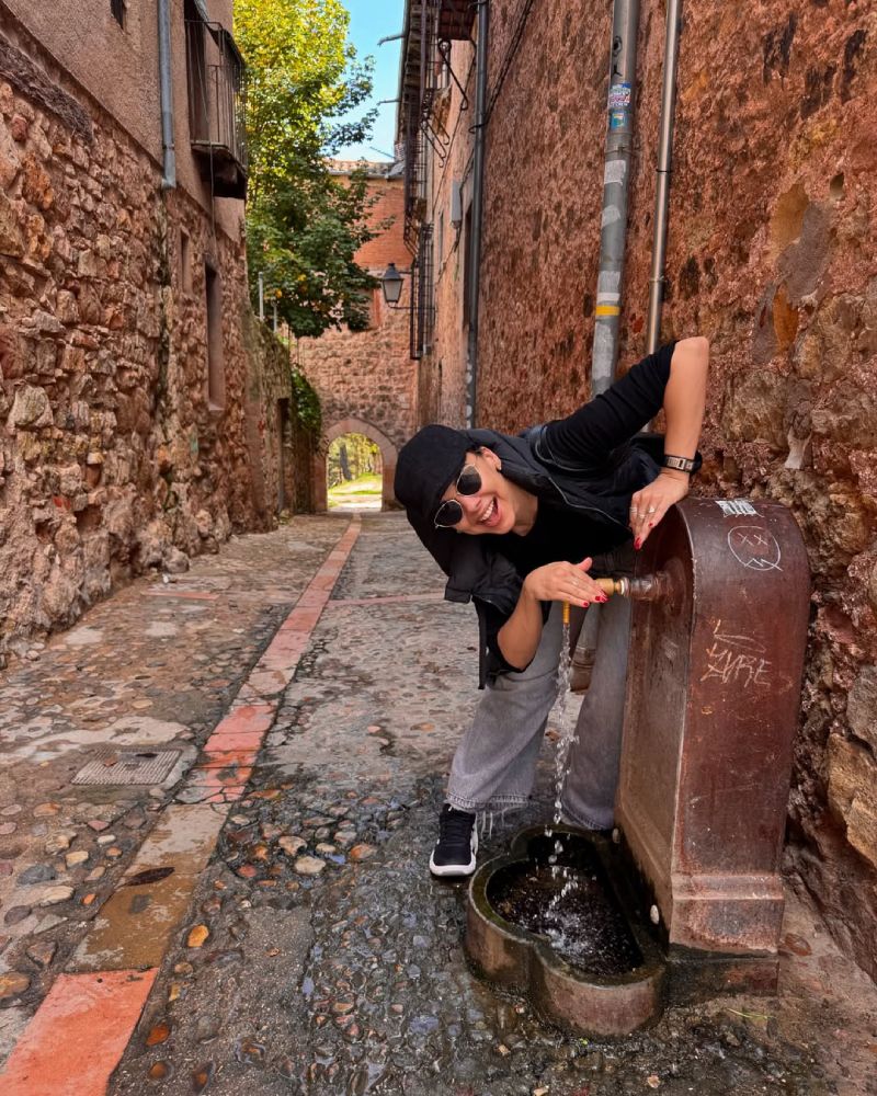 Chenoa tiene una casita en un pequeño pueblo de Segovia ¡y es una fantasía!