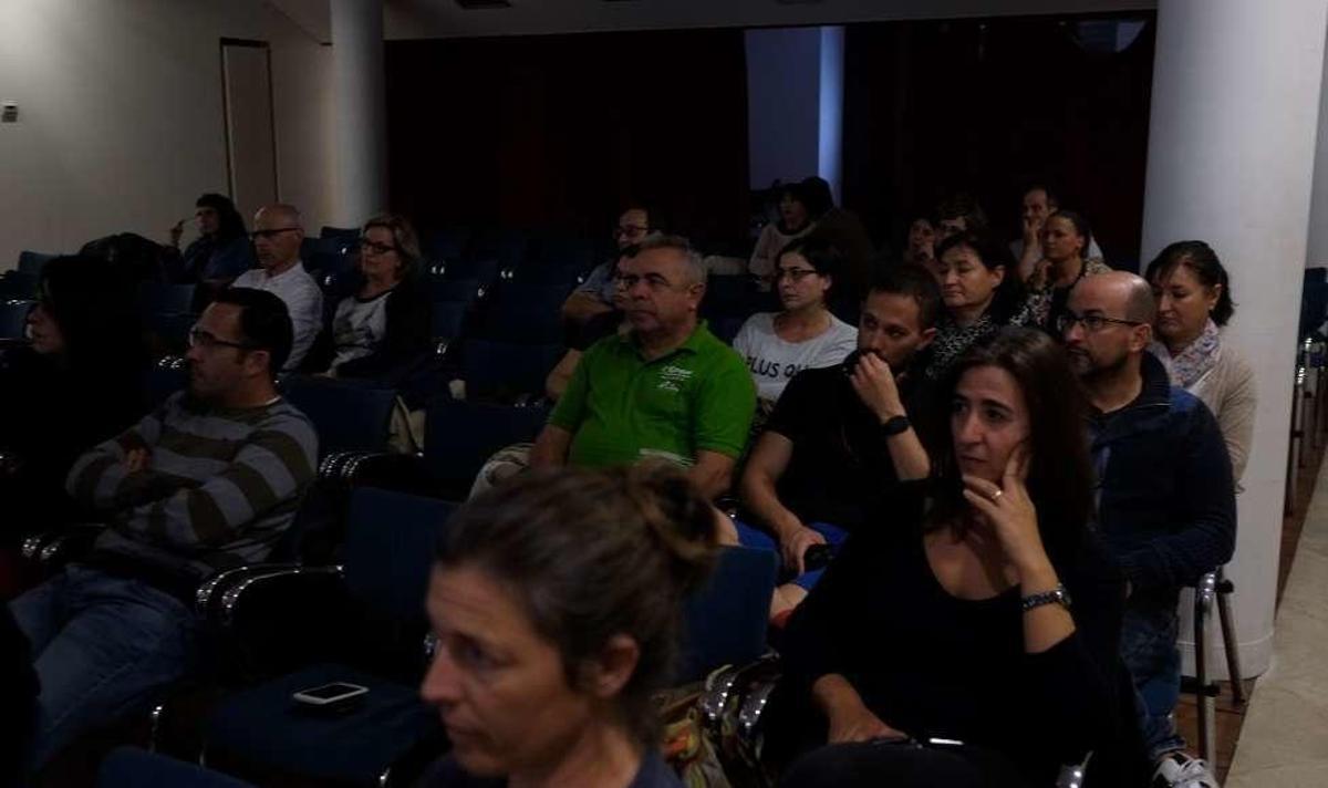 La cooperación internacional, a debate en Cruz Roja de Zamora