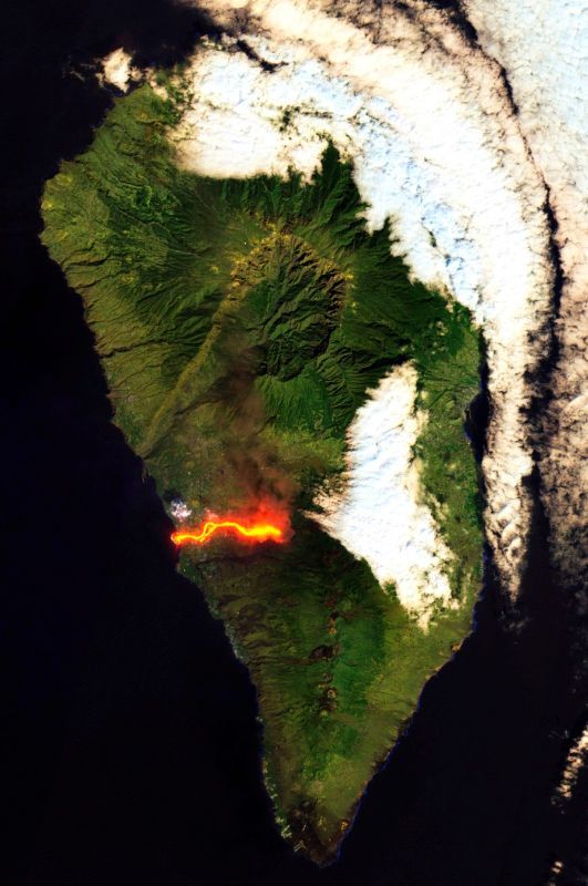 Tres meses de lava en La Palma: las imágenes más espectaculares del volcán