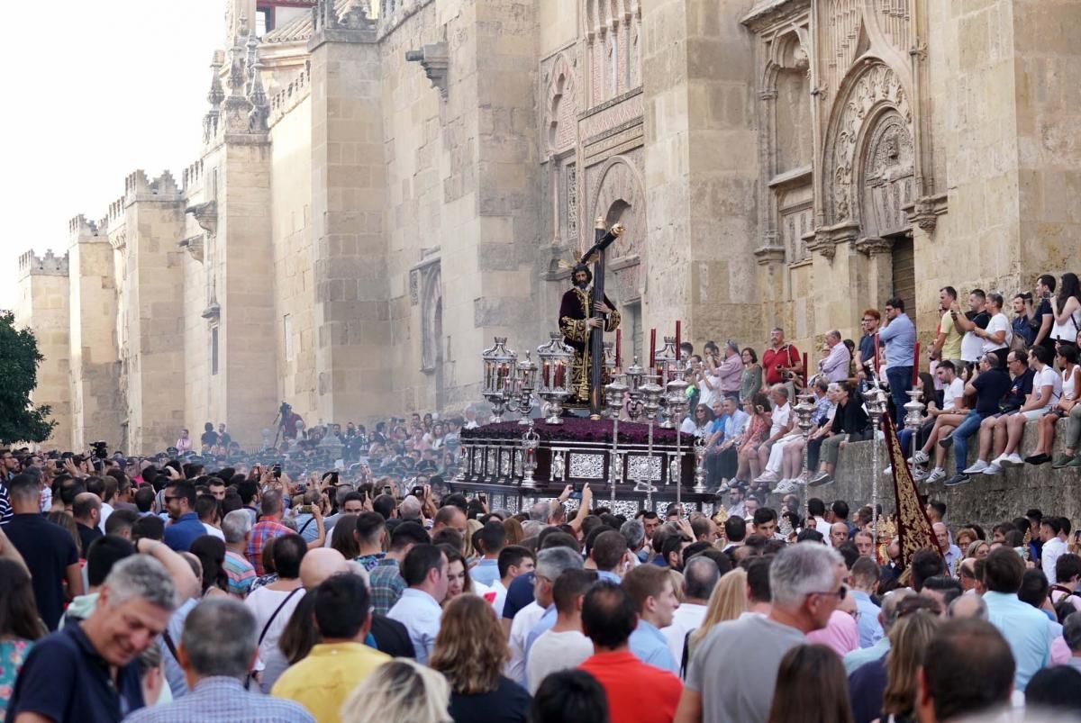 La Magna Nazarena regresa a sus templos