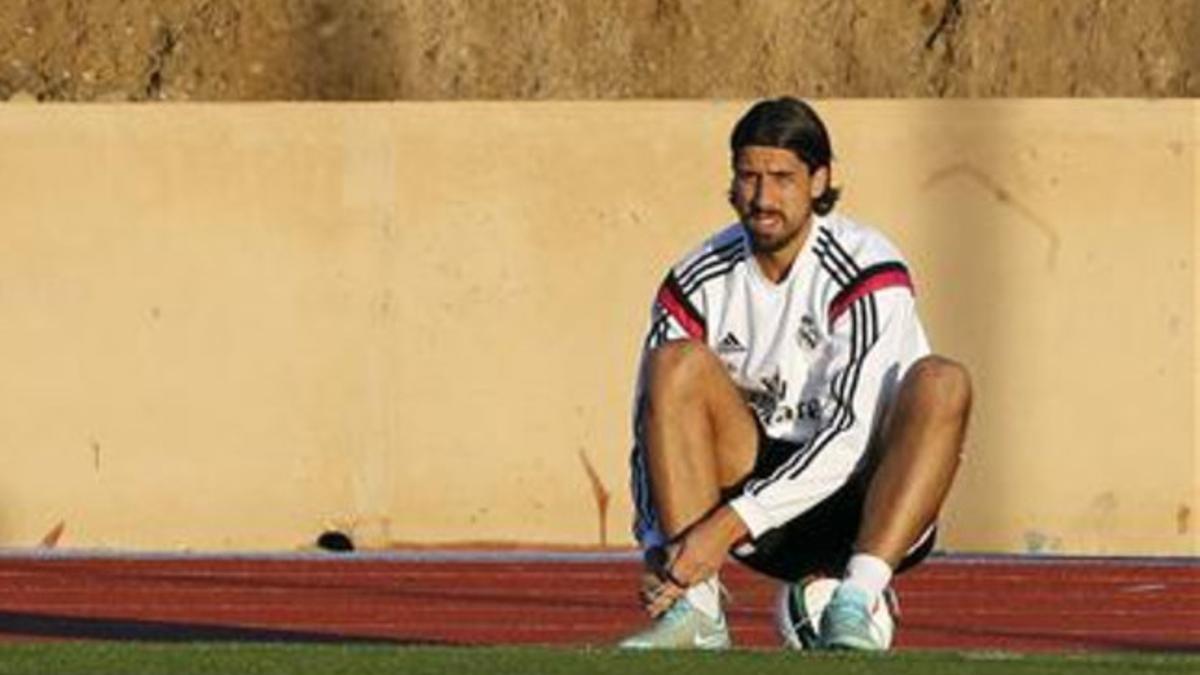 Khedira vuelve al grupo en la sesión de entrenamiento