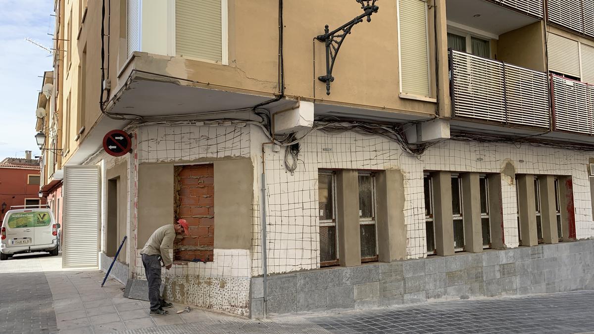 Obras en el edificio de servicios sociales de Utiel