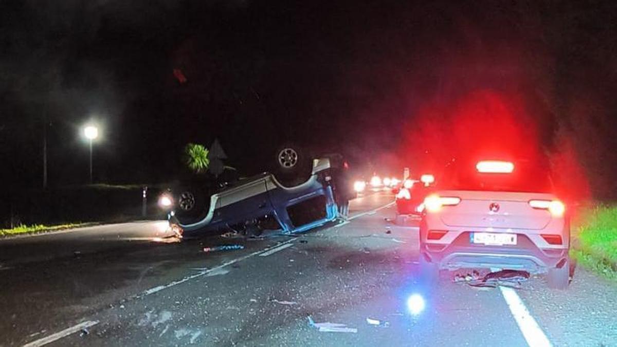 Una colisión entre varios vehículos se salda con un herido en A Estrada