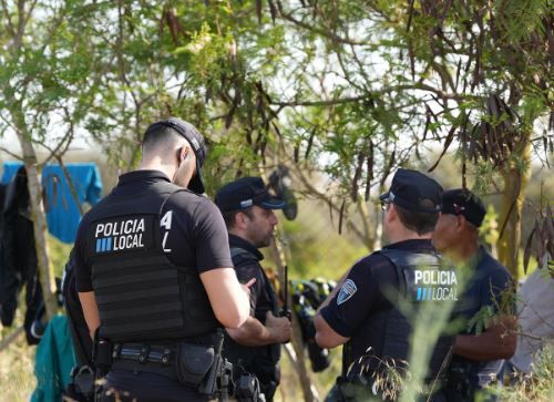 Galería: La Policía Local en el asentamiento de sa Joveria de Ibiza