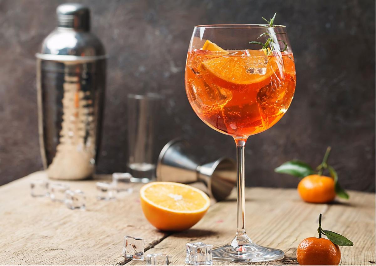 Aperol Spritz en Amaretto Cocktails