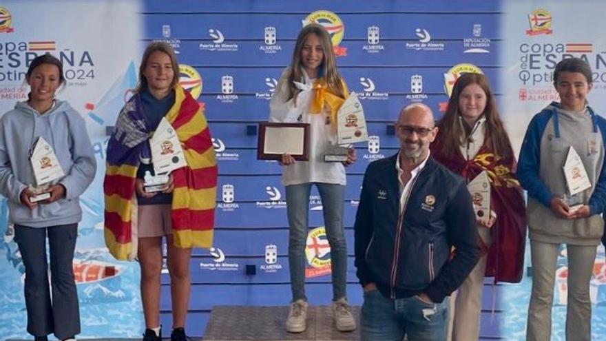 Marta Mansito y Alba Ponce, del RCNGC, consiguen el oro en la Copa de España de Optimist en las categorías sub 16 y sub 13