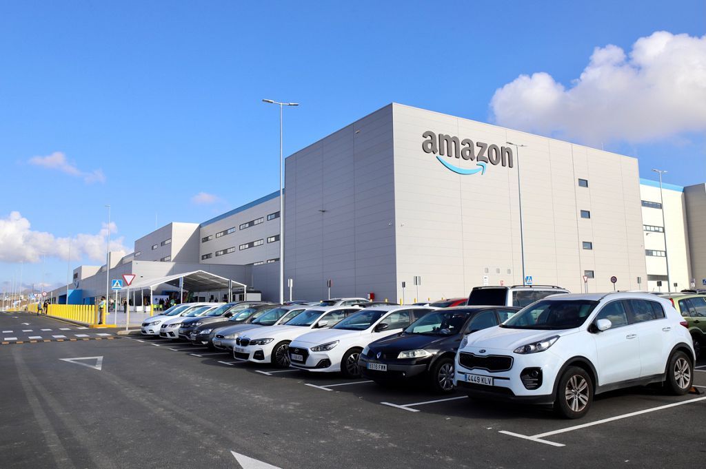 Inauguración del centro logístico de Amazon en Murcia