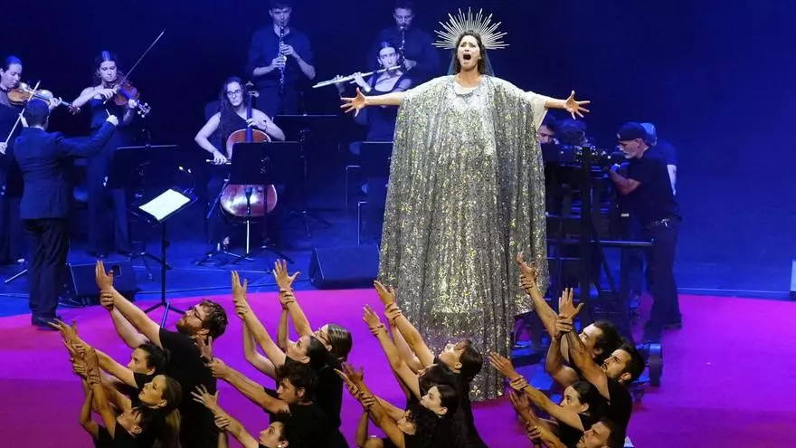 Catalunya: baixa el teló