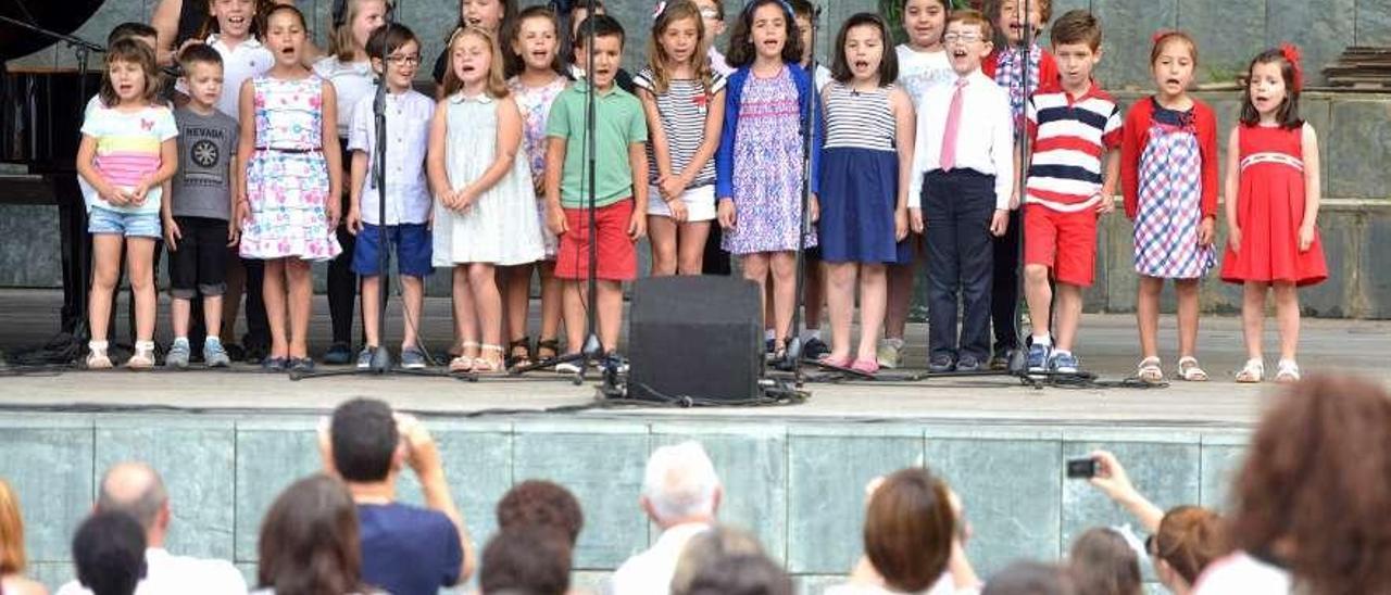 Concierto de fin de curso de la Escuela Municipal de Música de Marín, celebrado ayer en Briz.