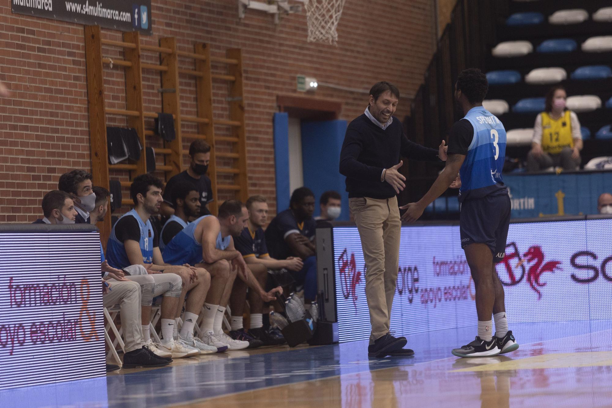 Nuevo recital del Oviedo Baloncesto: gana al Castelló por 91-77