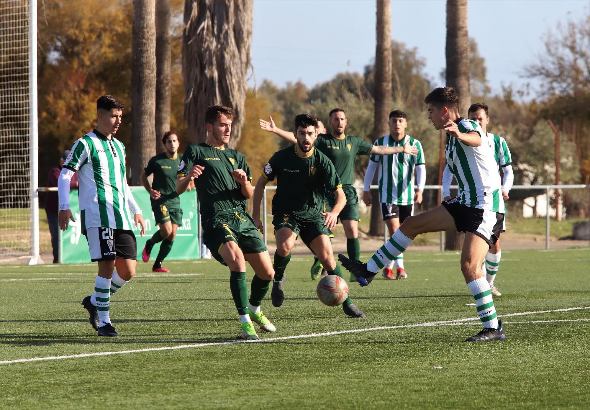 Las imágenes del Córdoba B-Cabecense