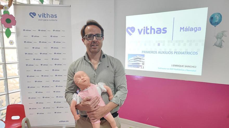 Vithas Málaga organiza un Aula Salud sobre primeros auxilios infantiles para familias