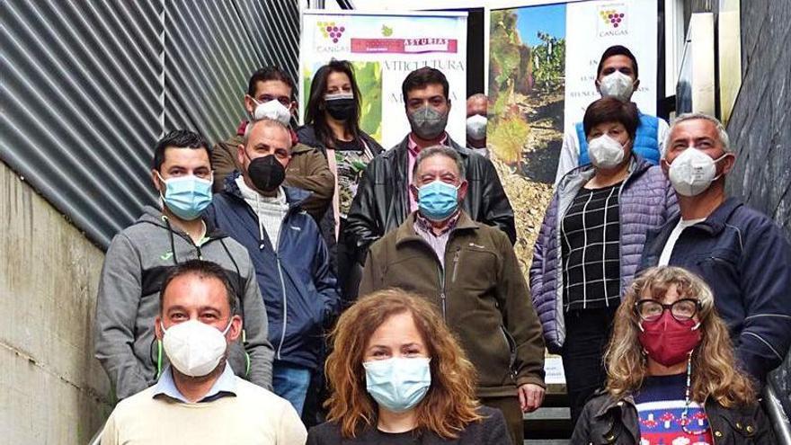 El viticultor José María Martínez continuará al frente de la DOP Vino de Cangas cuatro años