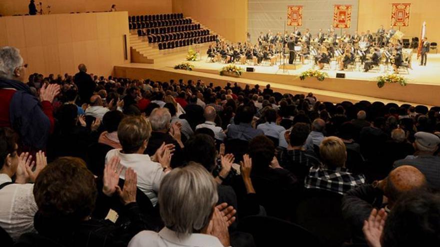 Soneja y la Vilavella se alzan con el premio en el Festival de Bandas