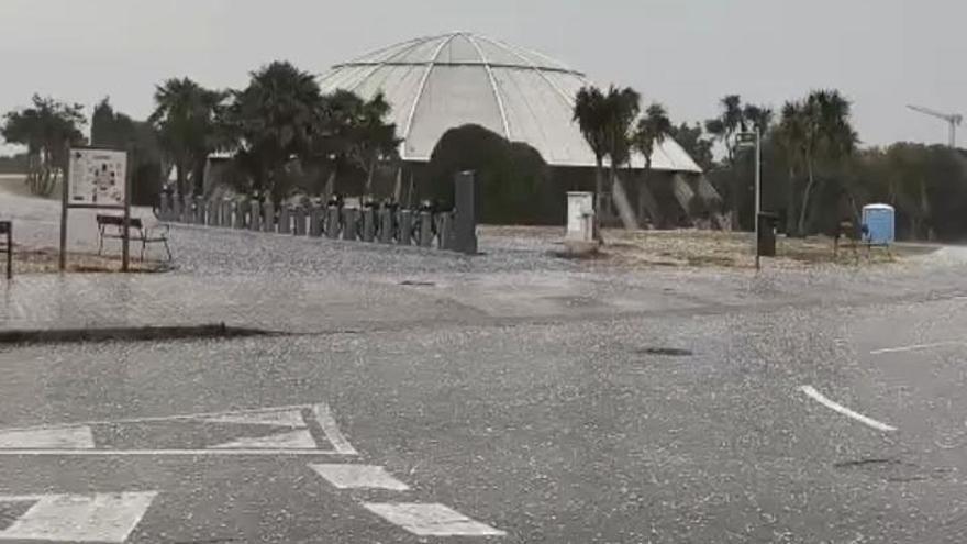 Intensa granizada en A Coruña en el día de San Juan