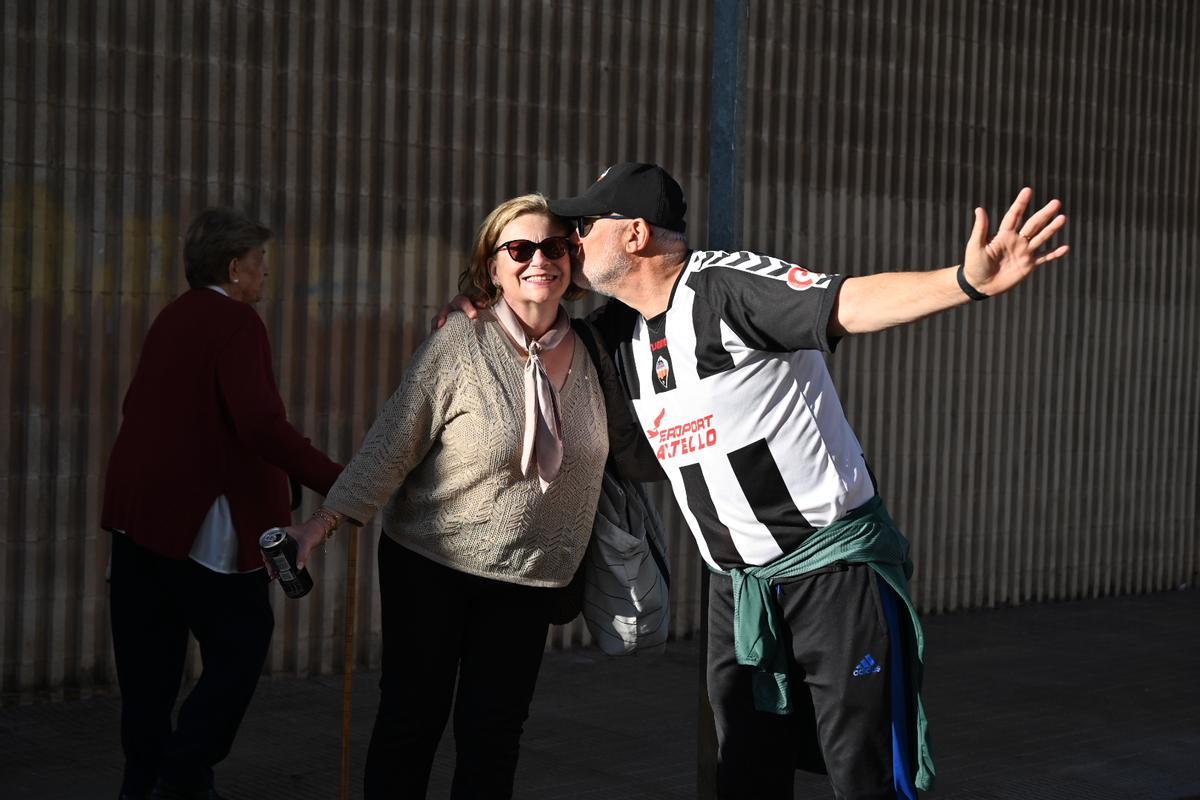 Galería | Búscate en la previa del Castellón-Cádiz del SkyFi Castalia