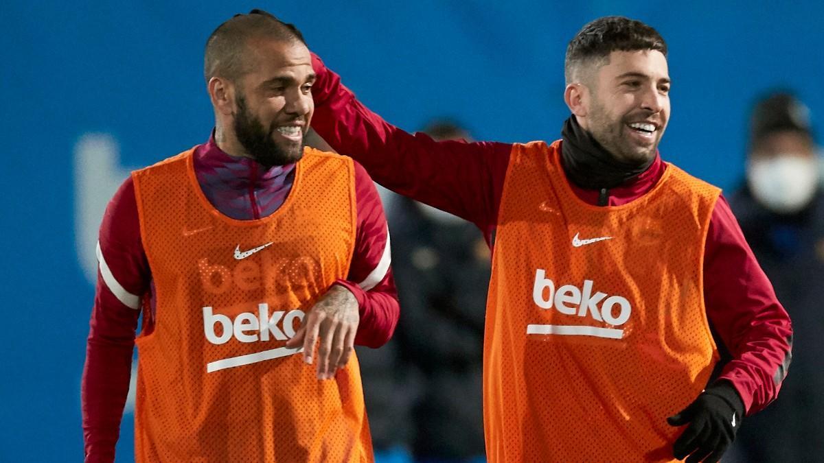 Athletic - FC Barcelona | Muniain marcó de penalti tras unas manos de Jordi Alba que el árbitro revisó en el VAR