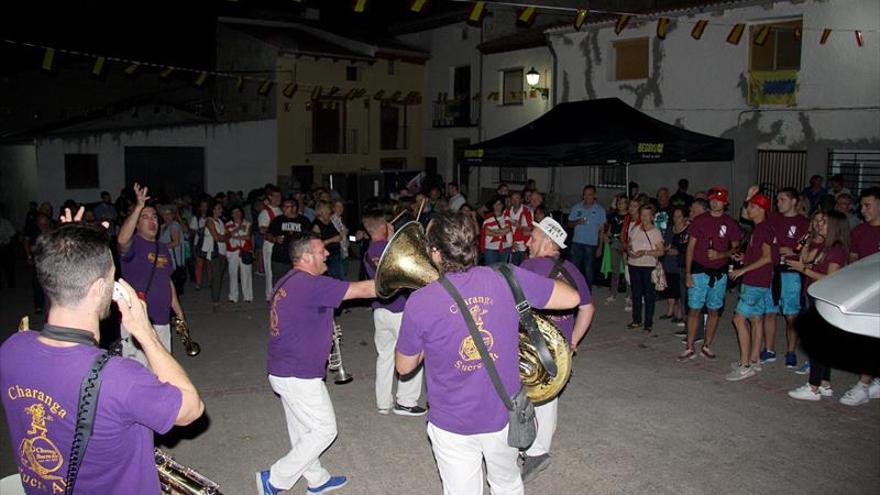 Lagata disfruta de cinco días festivos en honor a la Exaltación de la Cruz