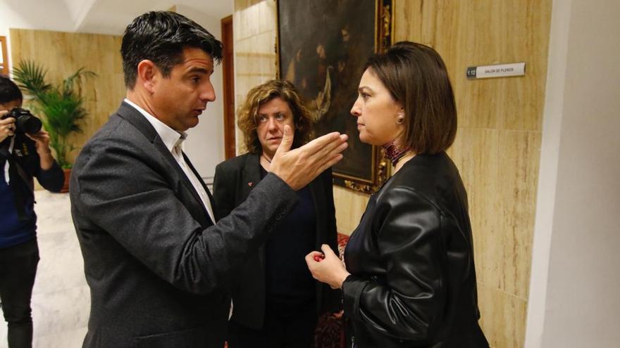 Pedro García recomienda al delegado de Empleo "tranquilidad" con el Palacio de Congresos