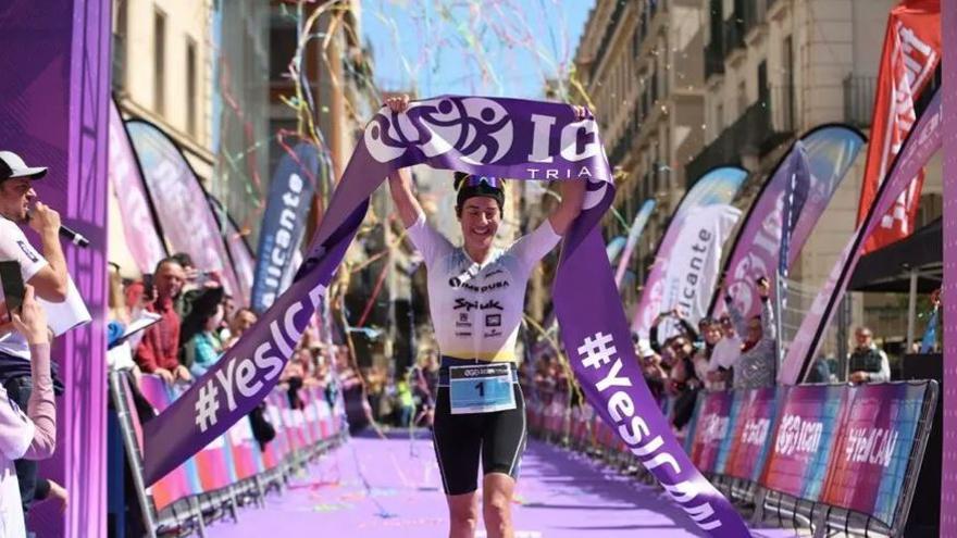 Gurutze Frades, la ganadora del triatlón