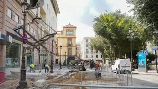 Las obras del tranvibús al Duque se disparan: Ayuntamiento de Sevilla y empresas negocian un sobrecoste de 1,4 millones por cambios en el proyecto