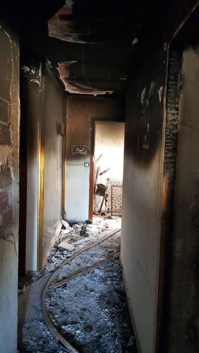 Cien vecinos desalojados por un incendio en una casa de Calp