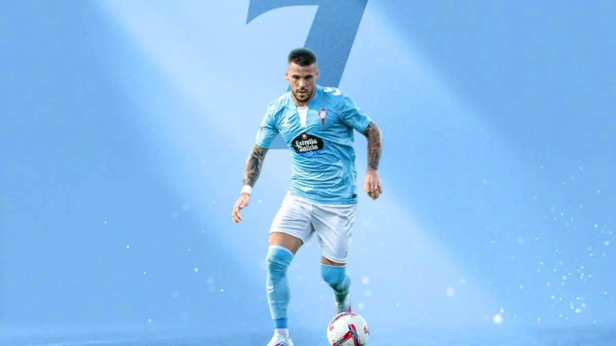 El Celta hace oficial la cesión de Carles Pérez al Aris de Salónica