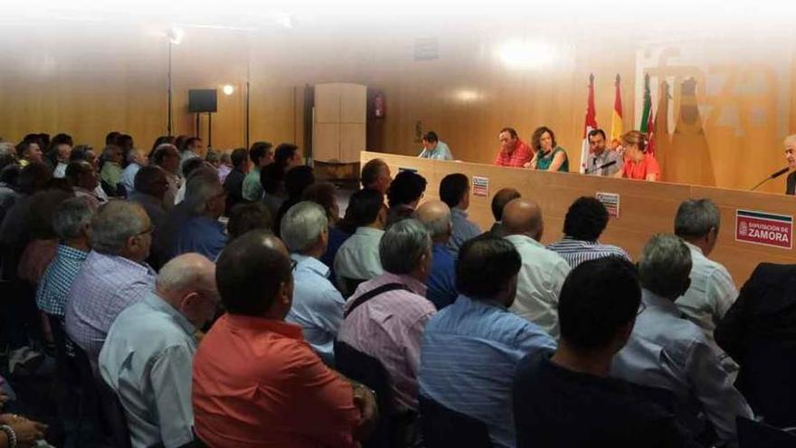 Una de las últimas reuniones del Consejo de Alcaldes de Zamora.