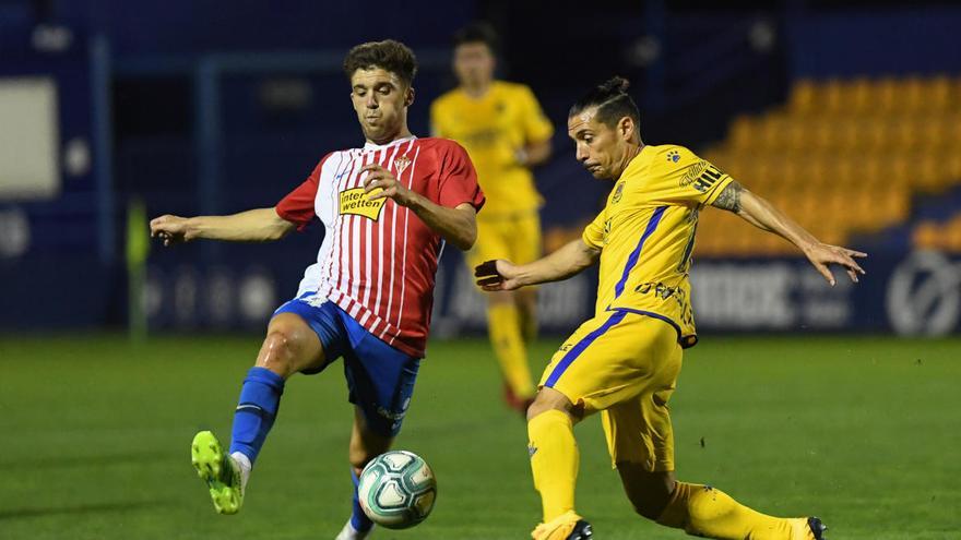 Nacho Méndez, líder del Sporting en la victoria en Alcorcón: &quot;Espero que el derbi del lunes sea un buen partido&quot;