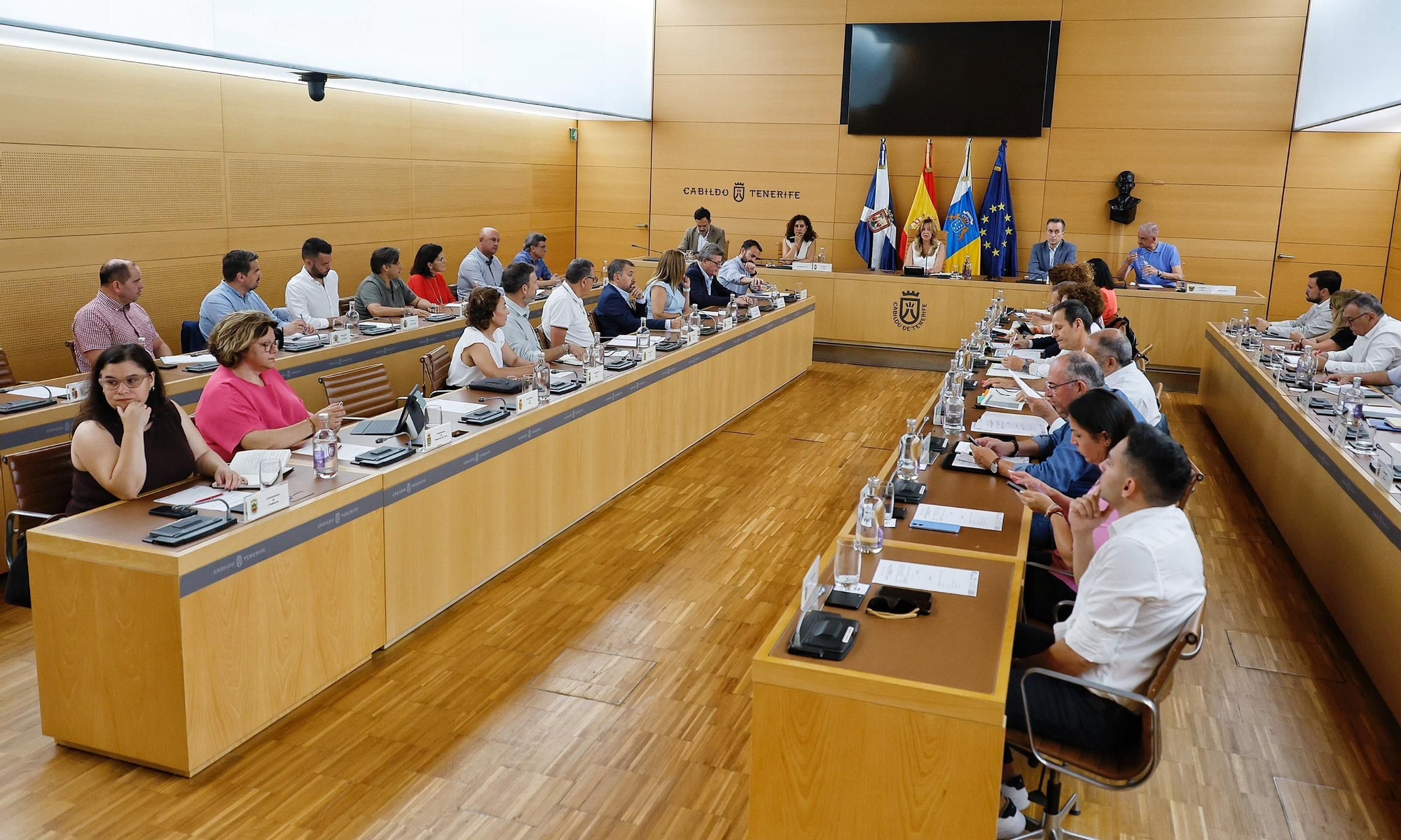 Cumbre del Cabildo de Tenerife con los municipios