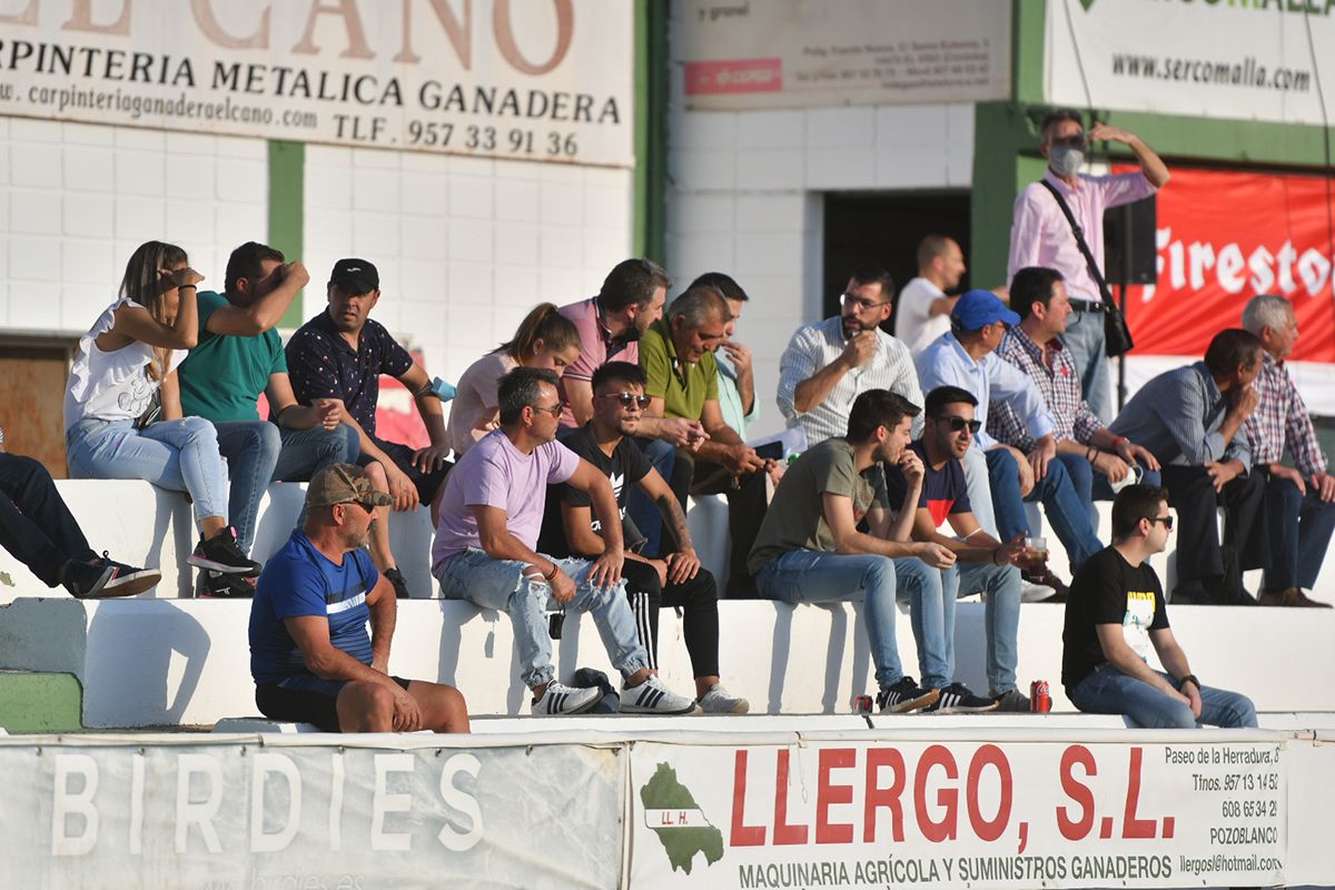 El Pozoblanco logra su primera victoria de la liga en el derbi ante el Salerm Puente Genil