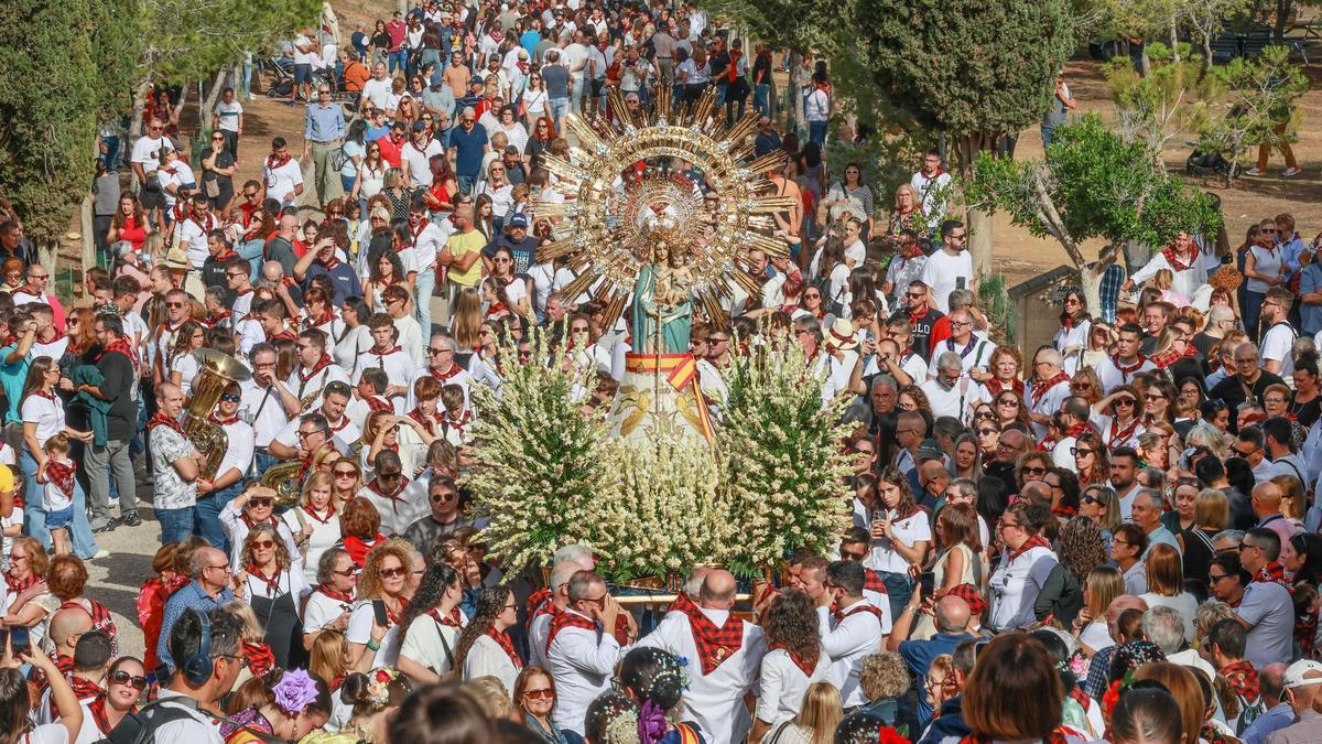 Así ha sido la romería en honor a la Virgen del Pilar 2025 en Benejúzar, en imágenes