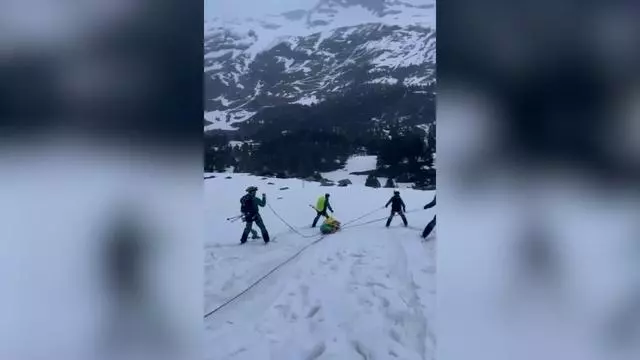 Así ha sido el rescate a un esquiador en el Pico Aneto en Benasque (Huesca)