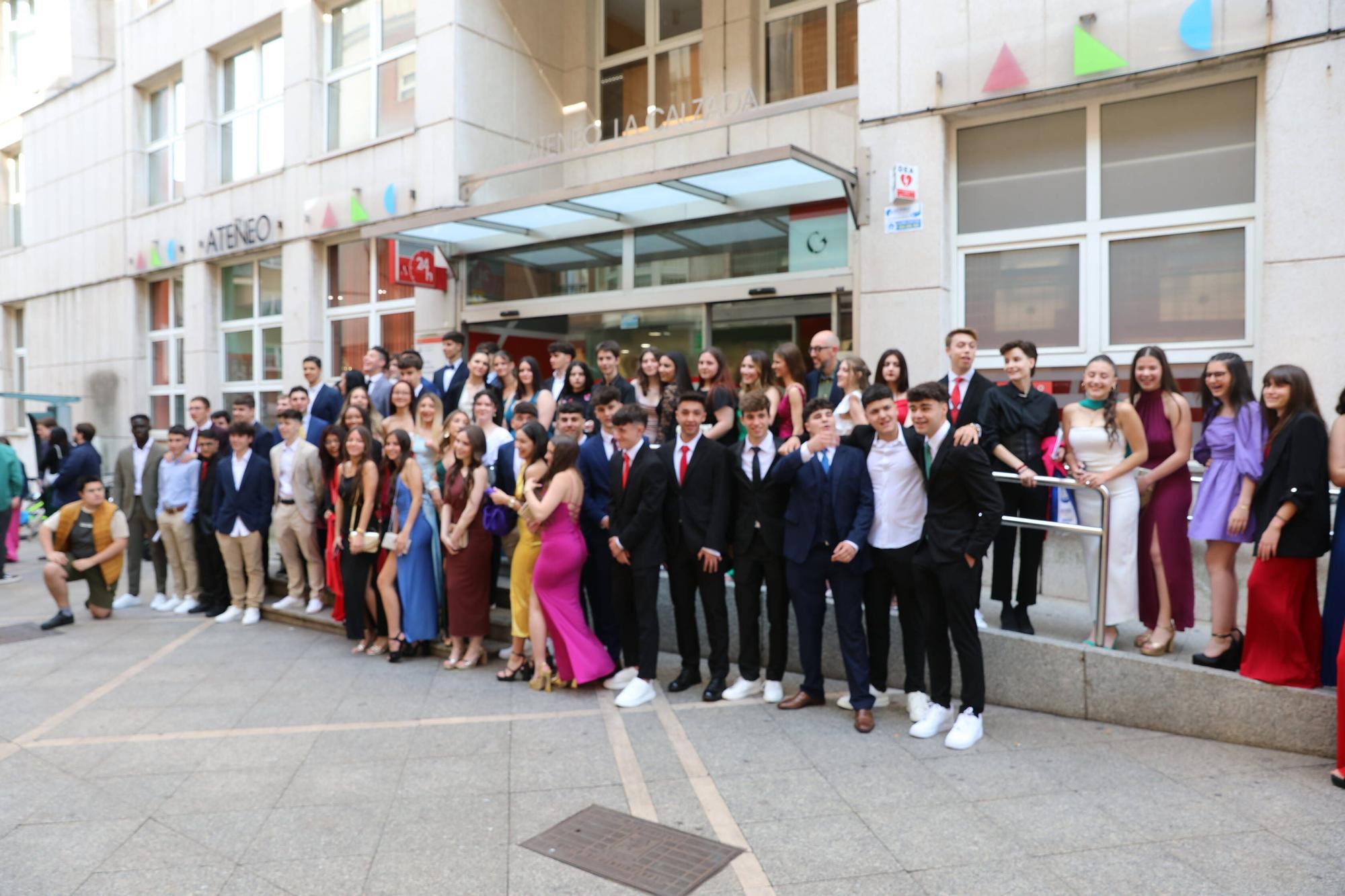 Tarde de graduaciones en los centros educativos de Gijón