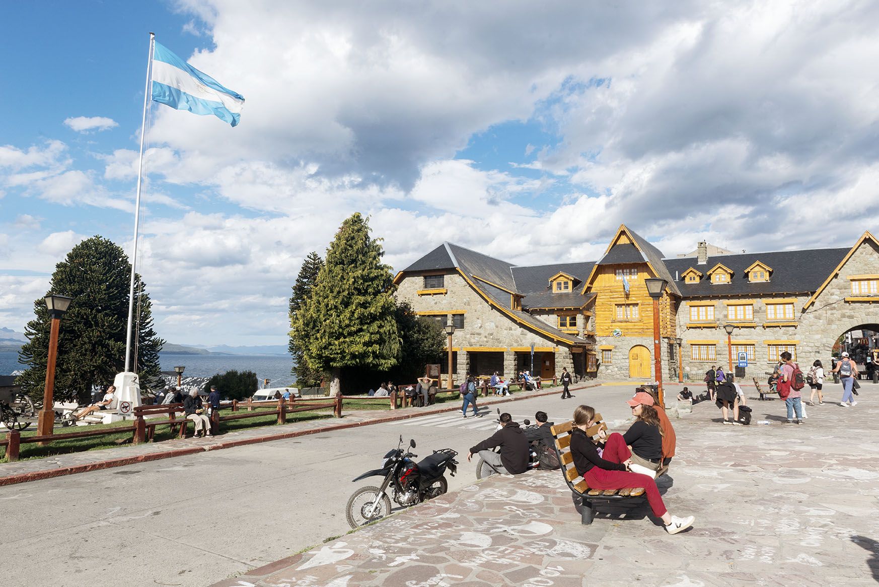 El llamado centro cívico, centro neurálgico de San Carlos de Bariloche.