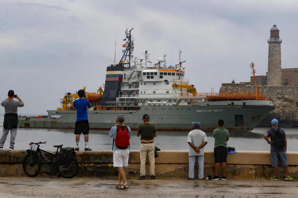 Llegan a La Habana una fragata y un submarino nuclear rusos